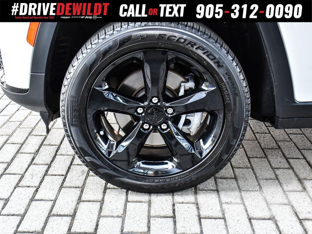 2024 Jeep Grand Cherokee L LIMITED   PANO ROOF   LEATHER SEATS Photo