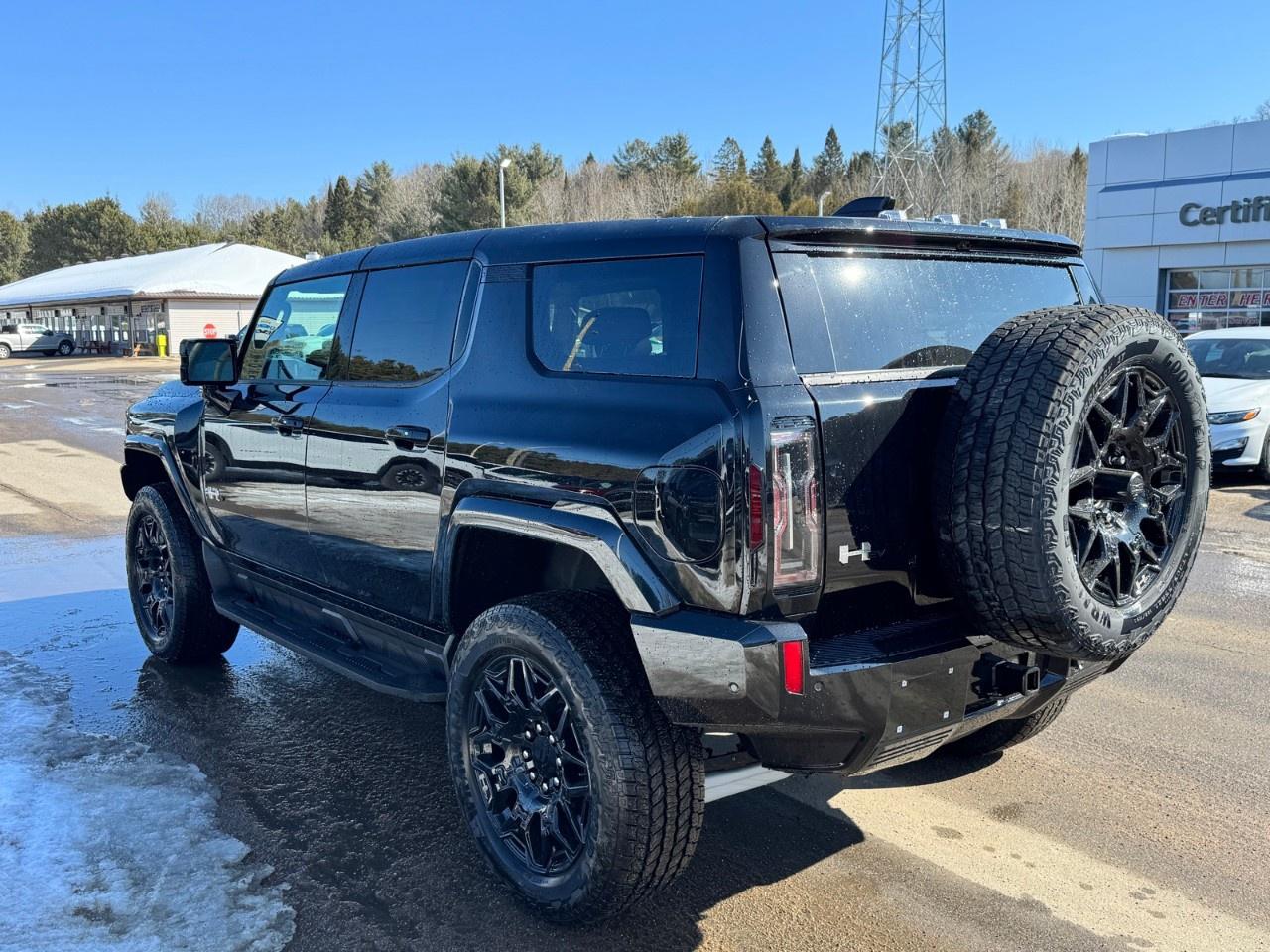 2026 GMC HUMMER EV SUV e4WD 4dr 2X w/3VL Photo