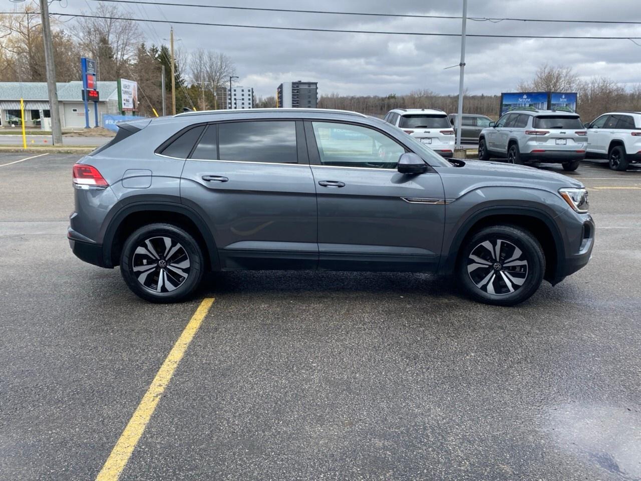 2025 Volkswagen Atlas Cross Sport Comfortline 2.0 TSI 4MOTION Photo