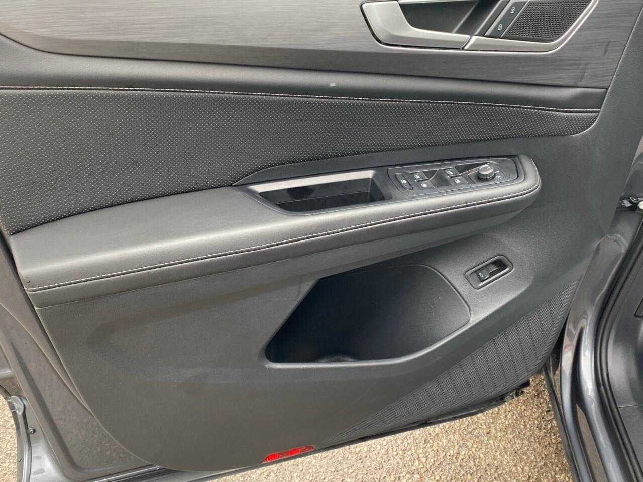 2025 Volkswagen Atlas Cross Sport Comfortline 2.0 TSI 4MOTION Photo