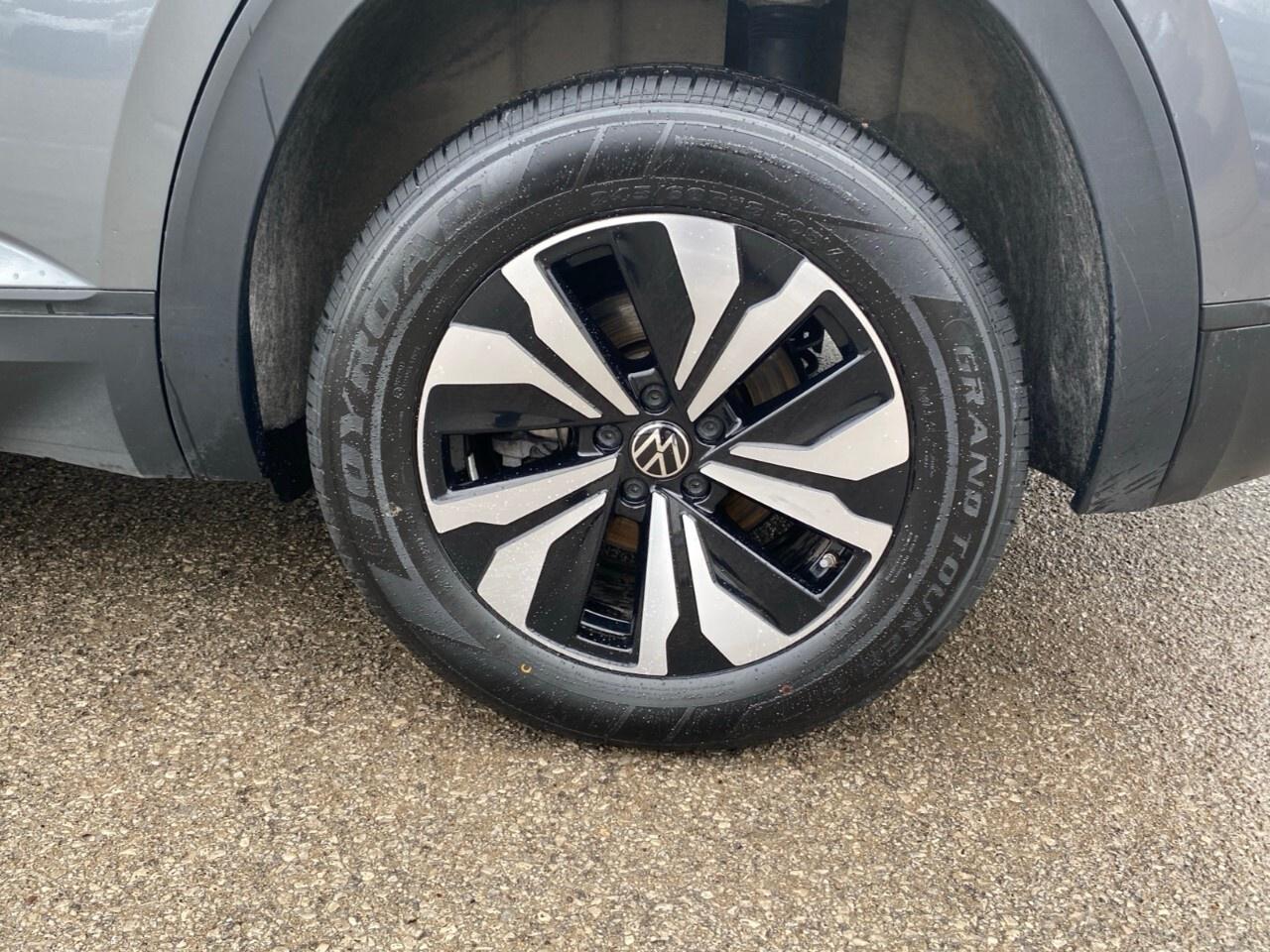 2025 Volkswagen Atlas Cross Sport Comfortline 2.0 TSI 4MOTION Photo