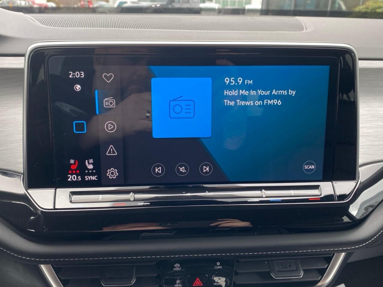 2025 Volkswagen Atlas Cross Sport Comfortline 2.0 TSI 4MOTION Photo