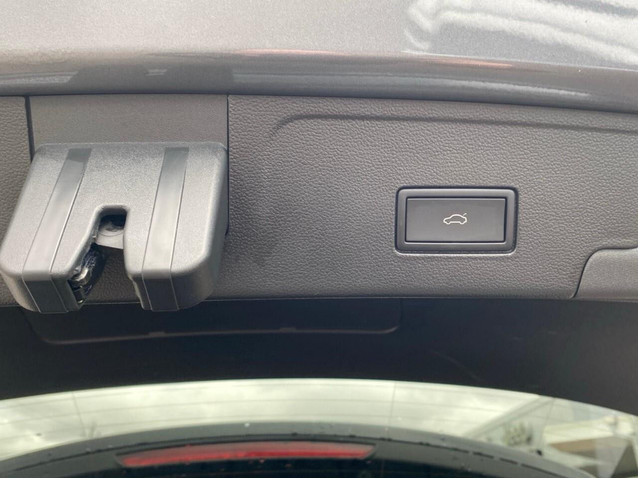 2025 Volkswagen Atlas Cross Sport Comfortline 2.0 TSI 4MOTION Photo