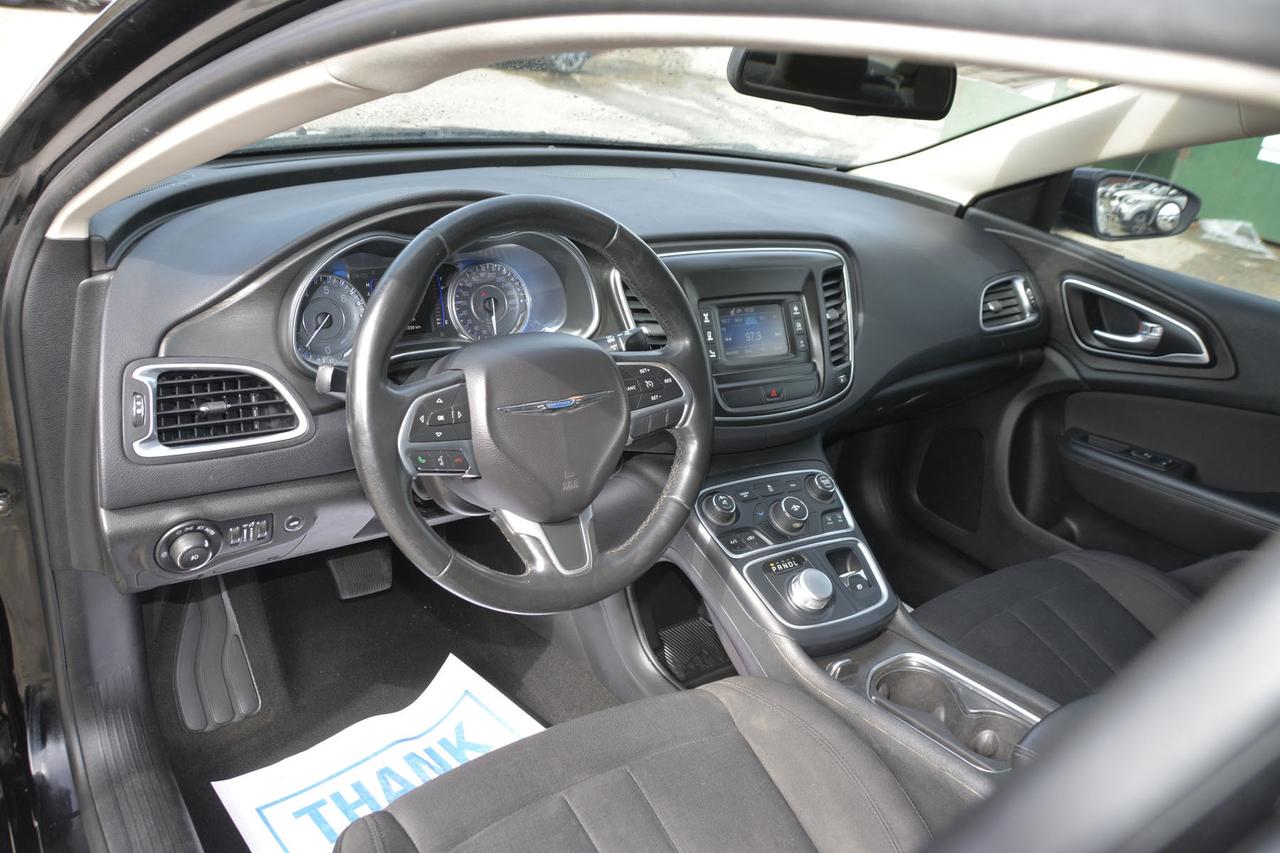 2016 Chrysler 200 LIMITED   CERTIFIED Photo