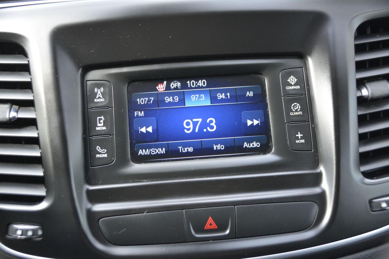 2016 Chrysler 200 LIMITED   CERTIFIED Photo