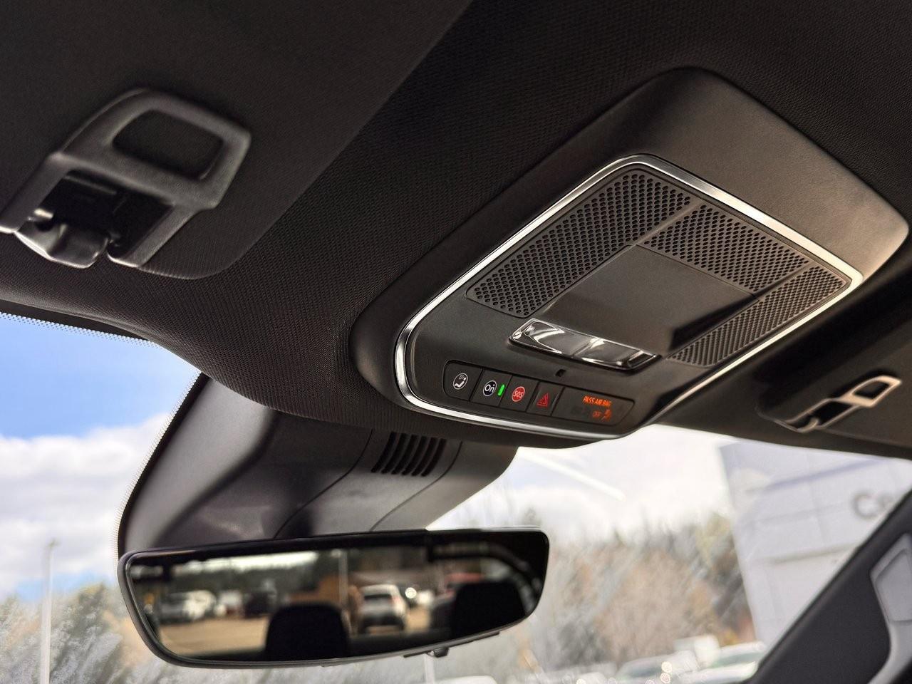 2025 GMC Sierra EV e4WD Crew Cab Max Range Denali Photo