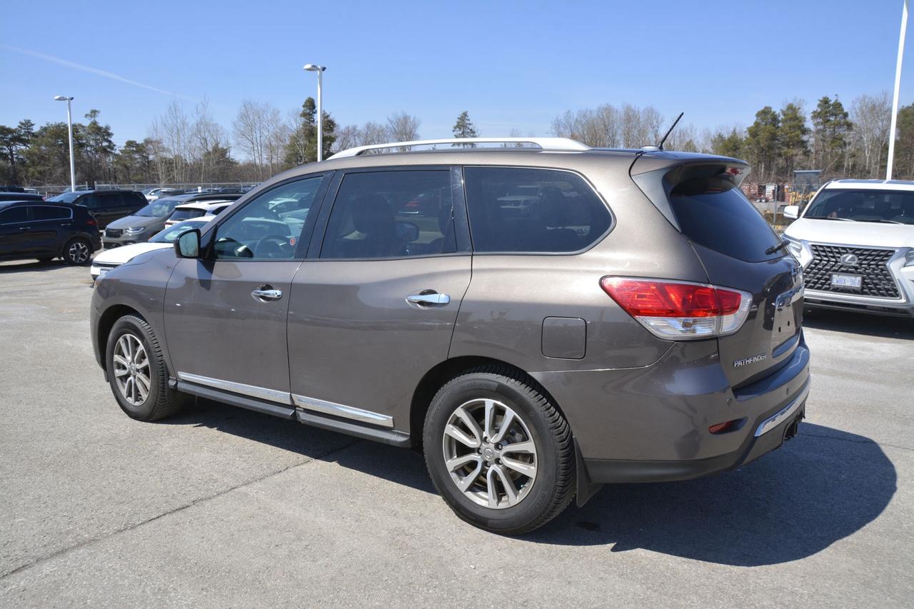 2015 Nissan Pathfinder SL 4WD   CERTIFIED Photo2