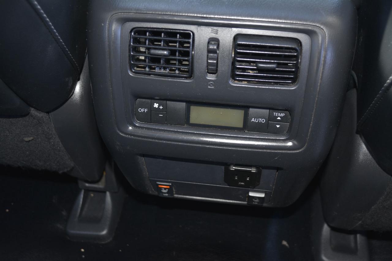 2015 Nissan Pathfinder SL 4WD   CERTIFIED Photo