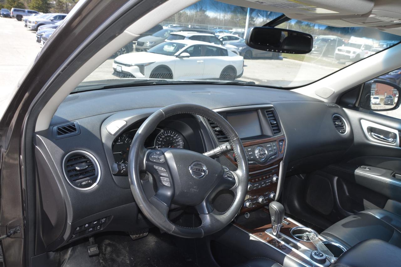 2015 Nissan Pathfinder SL 4WD   CERTIFIED Photo
