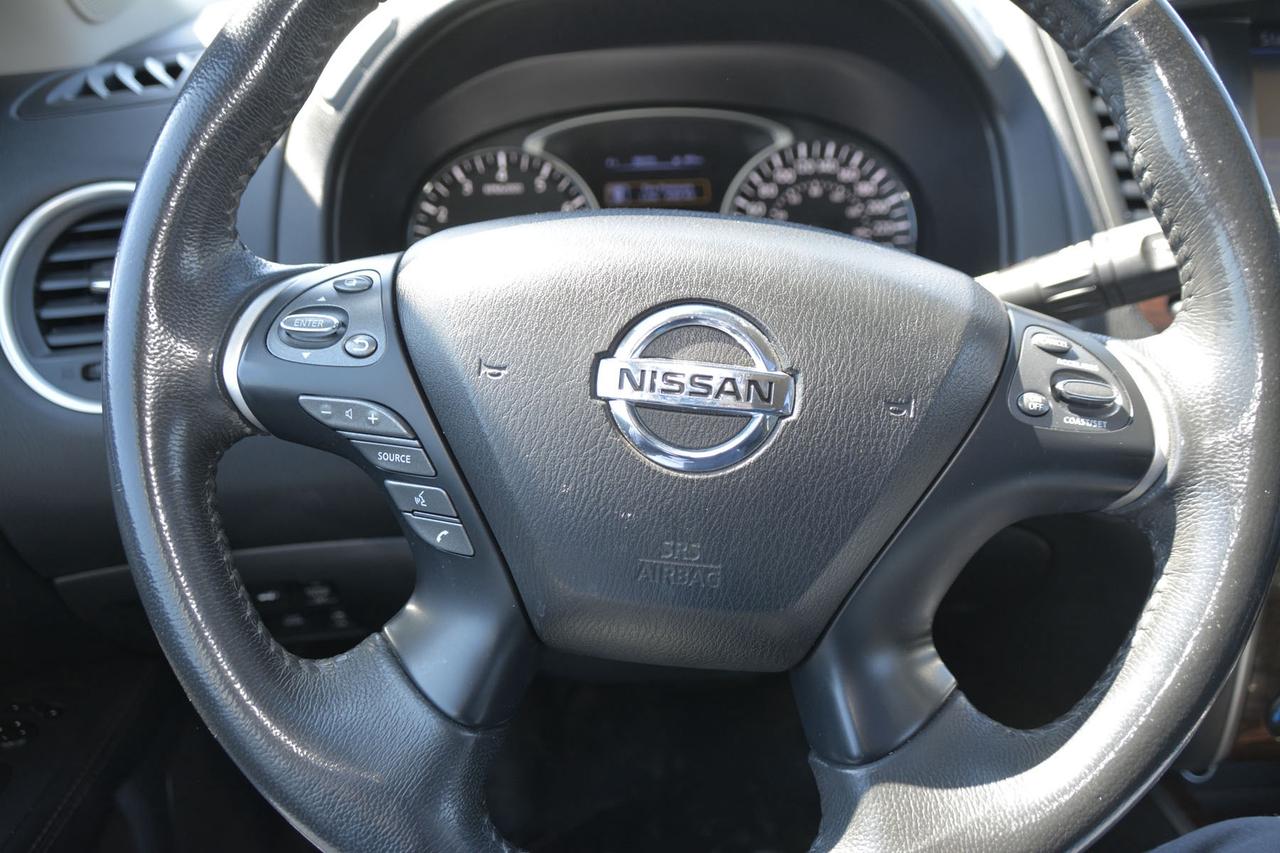 2015 Nissan Pathfinder SL 4WD   CERTIFIED Photo