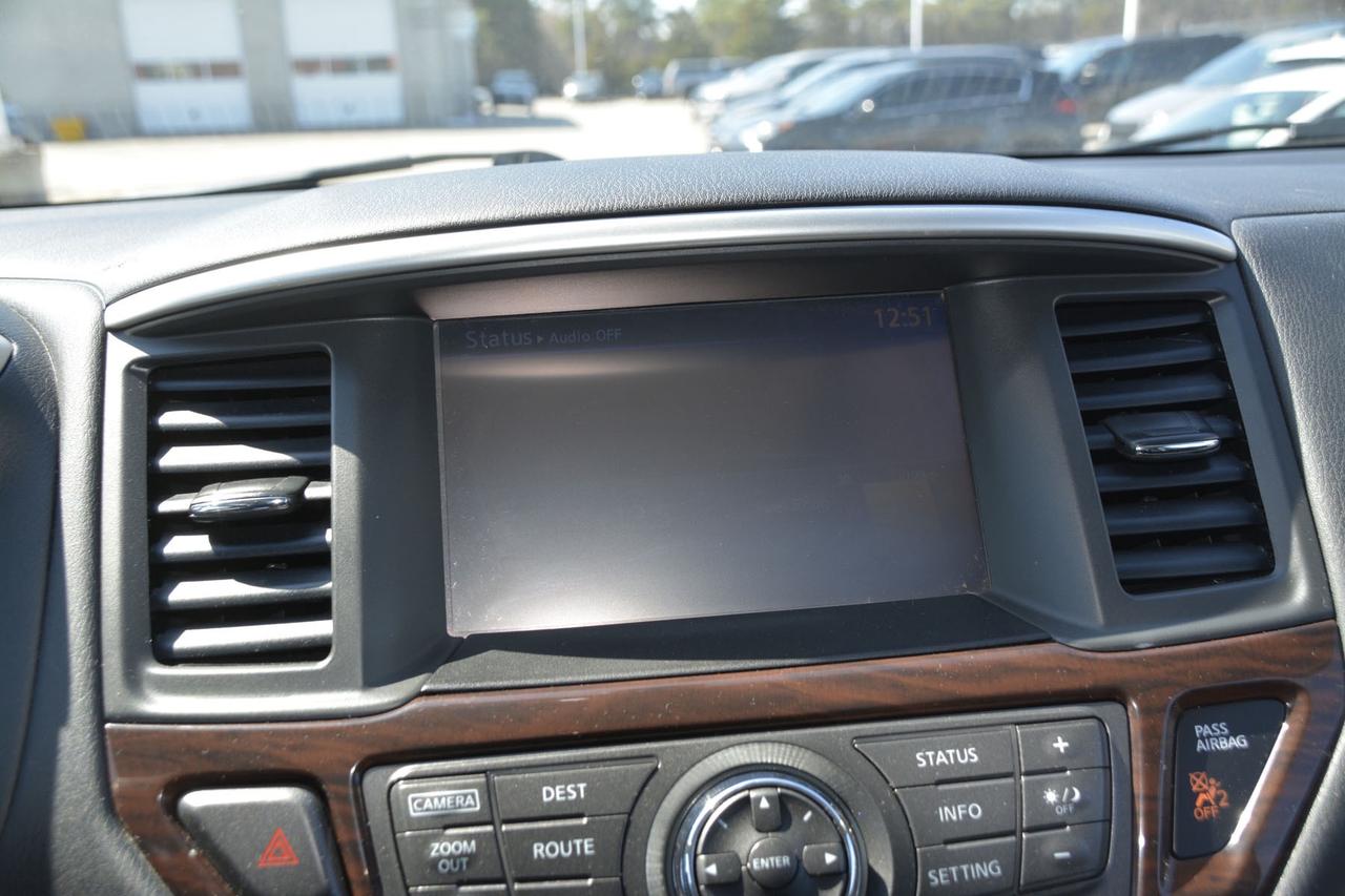 2015 Nissan Pathfinder SL 4WD   CERTIFIED Photo