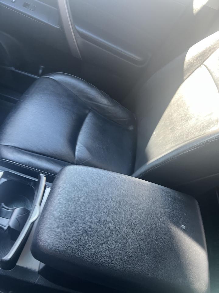 2012 Toyota Highlander 4WD LEATHER SUNROOF BACKUP CAMERA 7 PASSENGER Photo