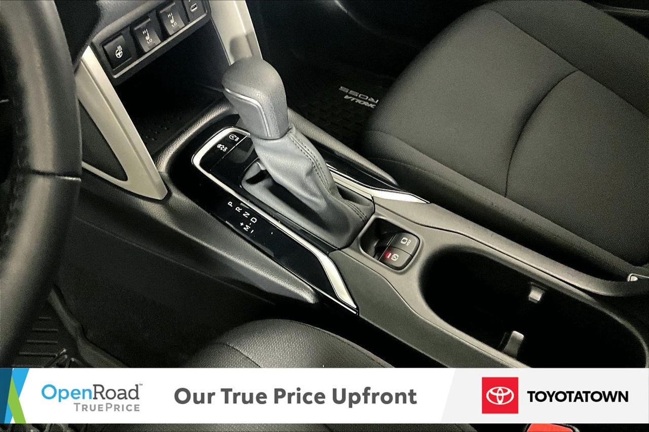 2024 Toyota Corolla Cross LE! CERTIFIED PRE OWNED! ACCIDENT FREE! ELIGIBLE F Photo