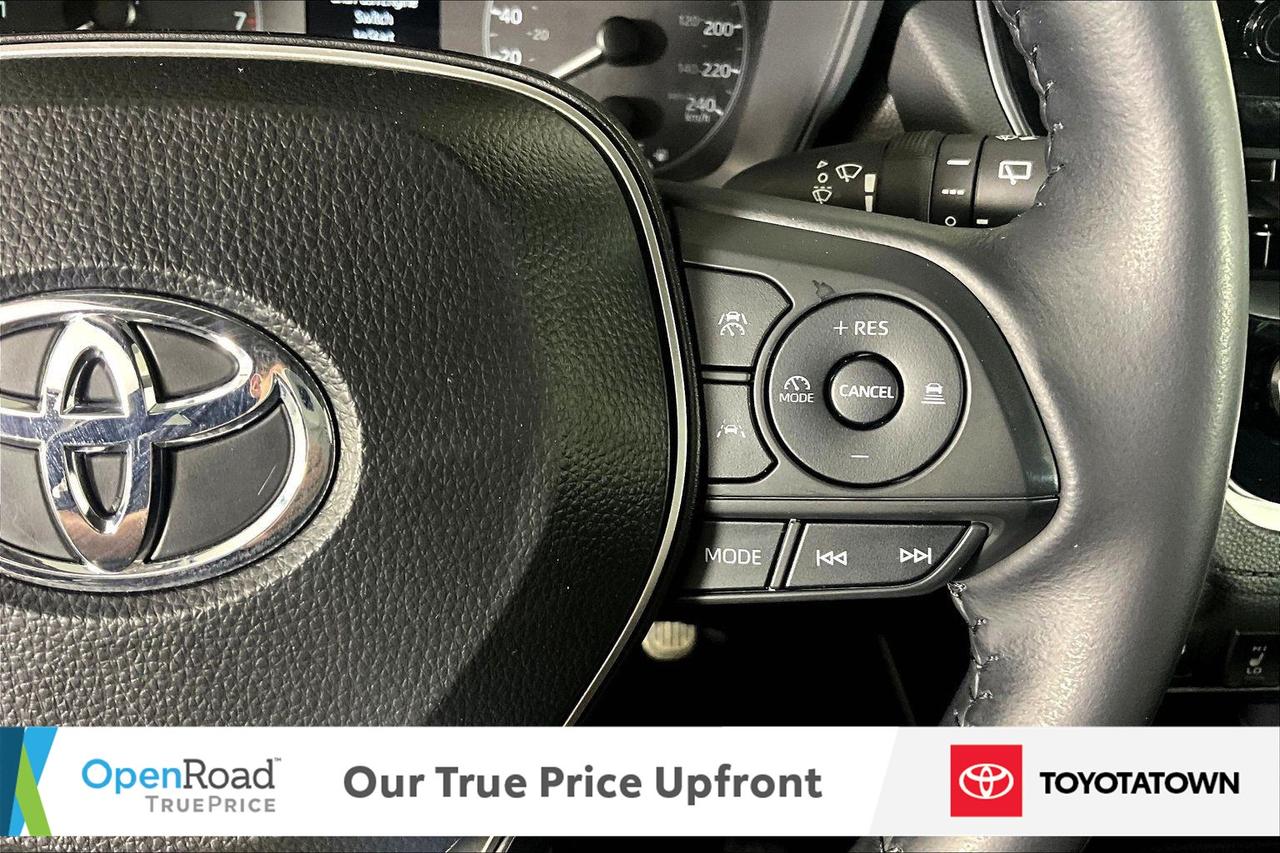 2024 Toyota Corolla Cross LE! CERTIFIED PRE OWNED! ACCIDENT FREE! ELIGIBLE F Photo