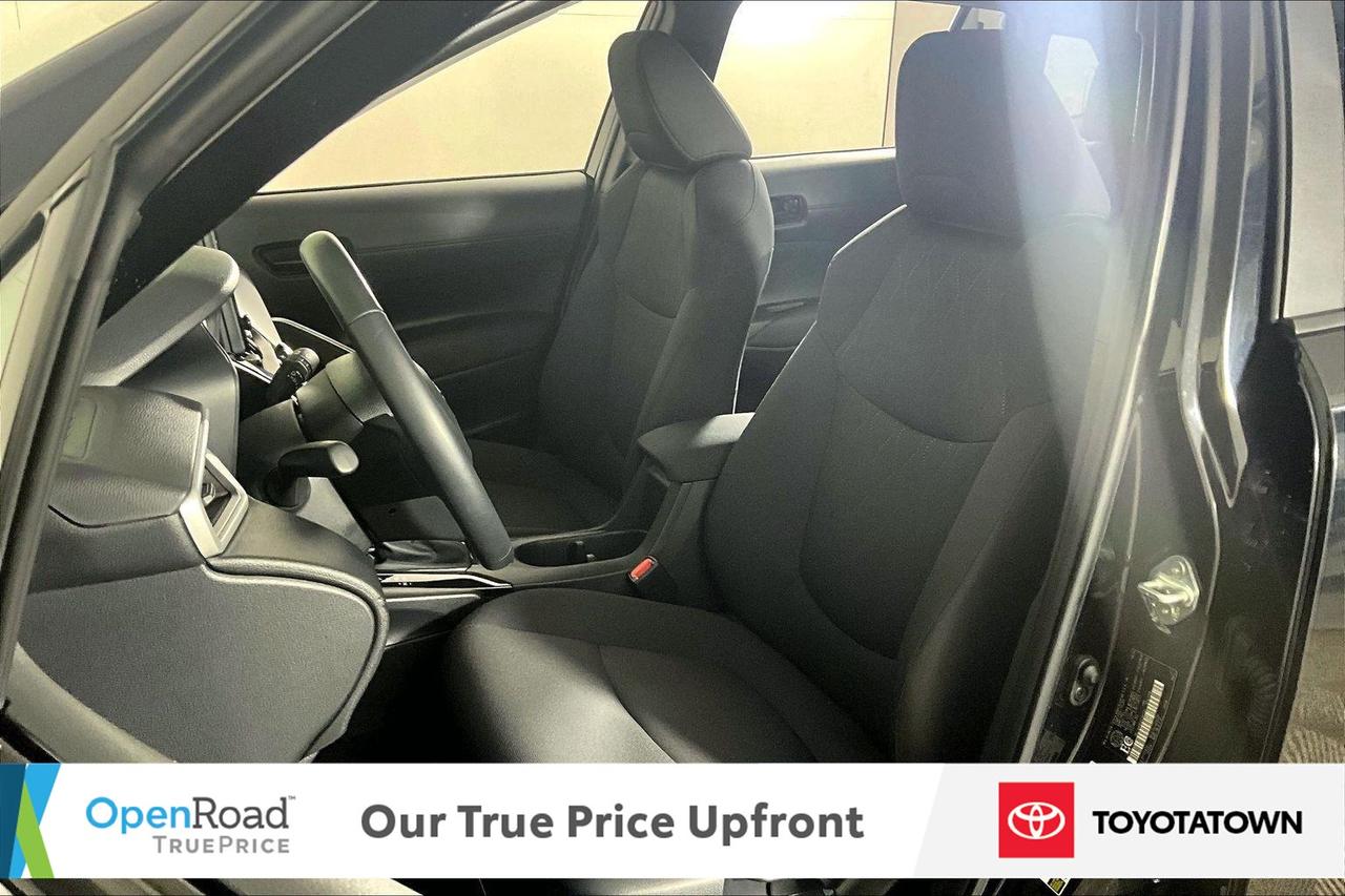 2024 Toyota Corolla Cross LE! CERTIFIED PRE OWNED! ACCIDENT FREE! ELIGIBLE F Photo