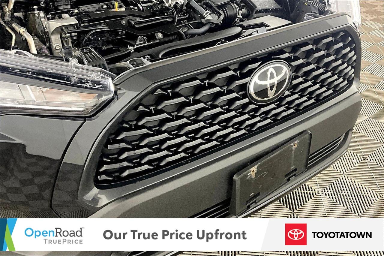 2024 Toyota Corolla Cross LE! CERTIFIED PRE OWNED! ACCIDENT FREE! ELIGIBLE F Photo