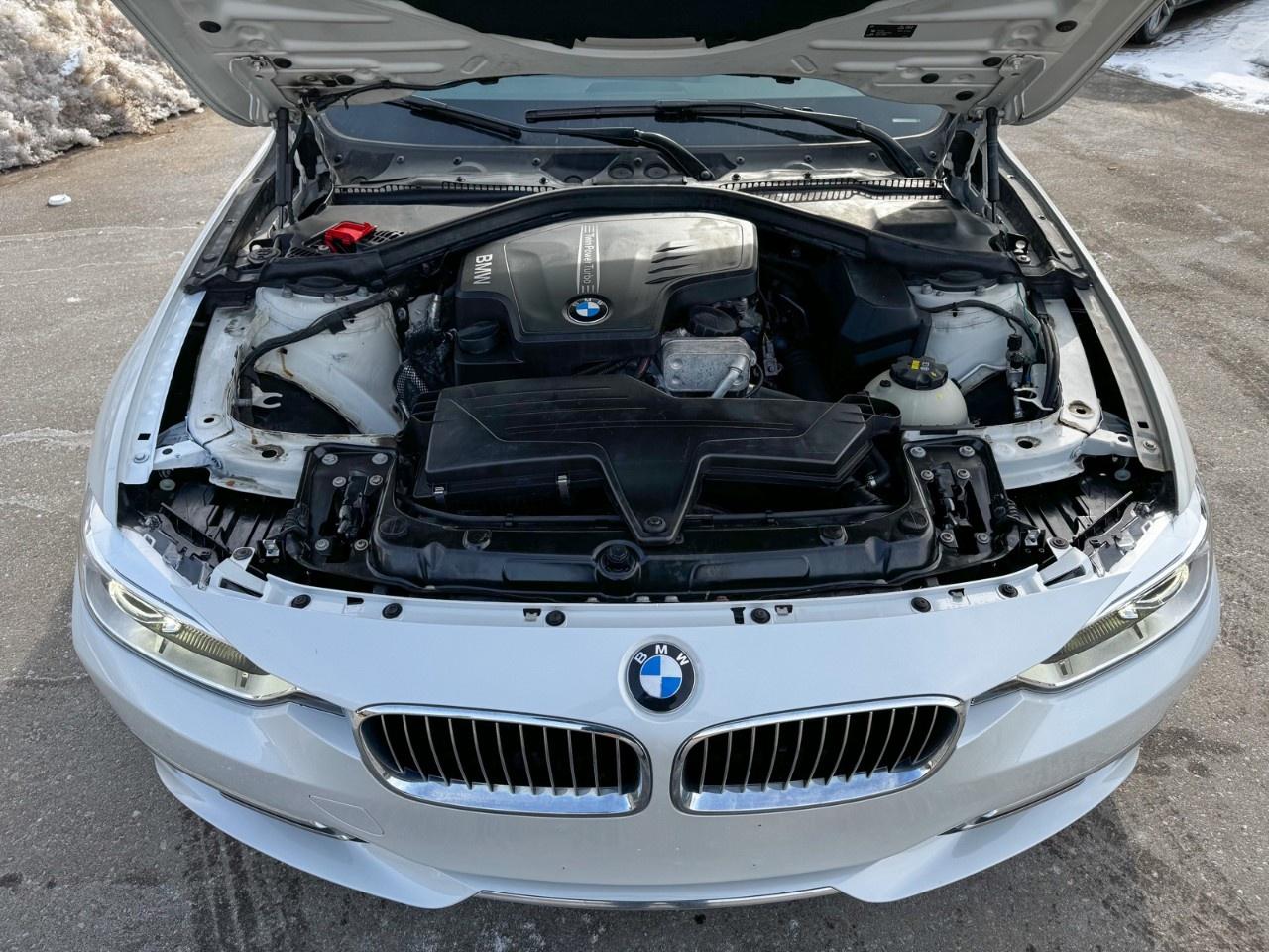 2015 BMW 3 Series 4dr Sdn 328i xDrive AWD Photo