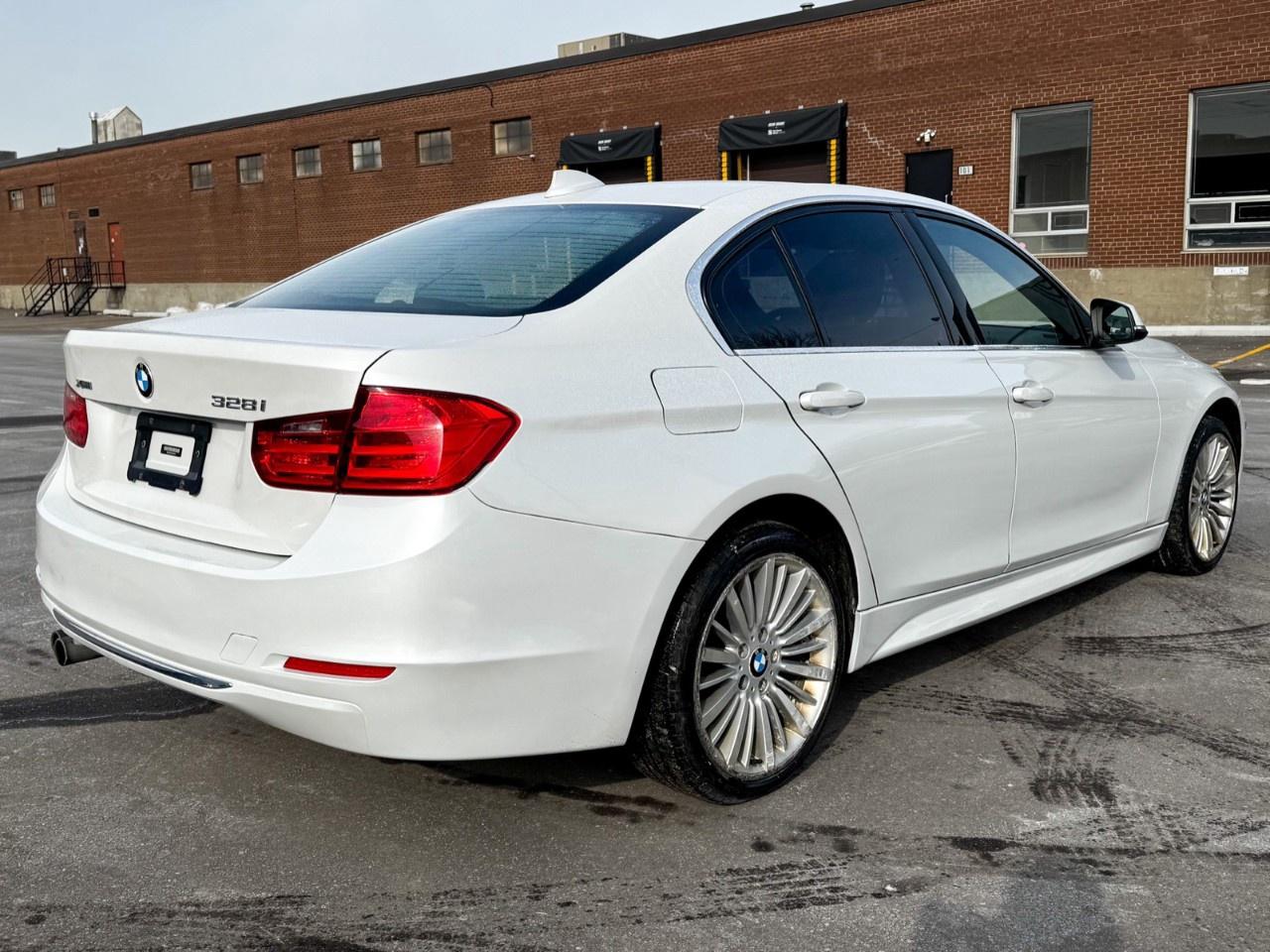 2015 BMW 3 Series 4dr Sdn 328i xDrive AWD Photo