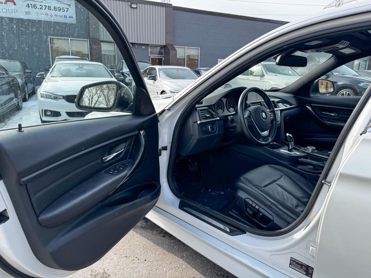 2015 BMW 3 Series 4dr Sdn 328i xDrive AWD Photo