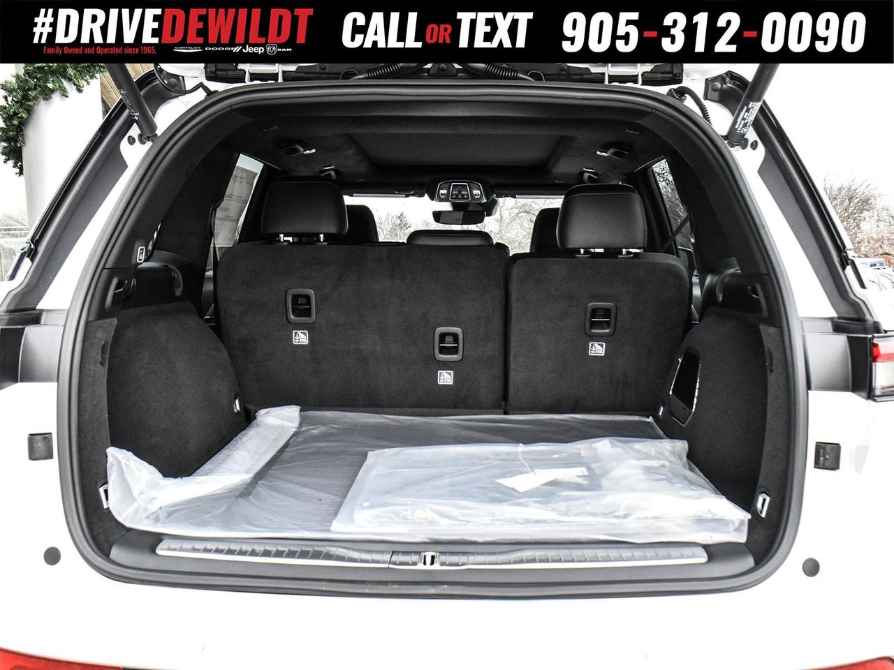 2025 Jeep Grand Cherokee SUMMIT RESERVE   OBSIDIAN PKG   DEMO Photo