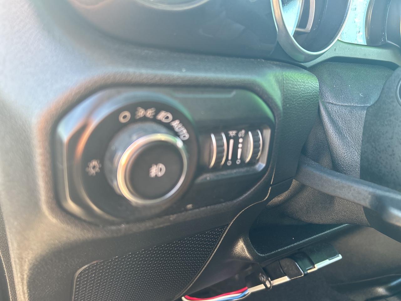 2020 Jeep WRANGLER UNLIMITED Sahara Altitude Photo