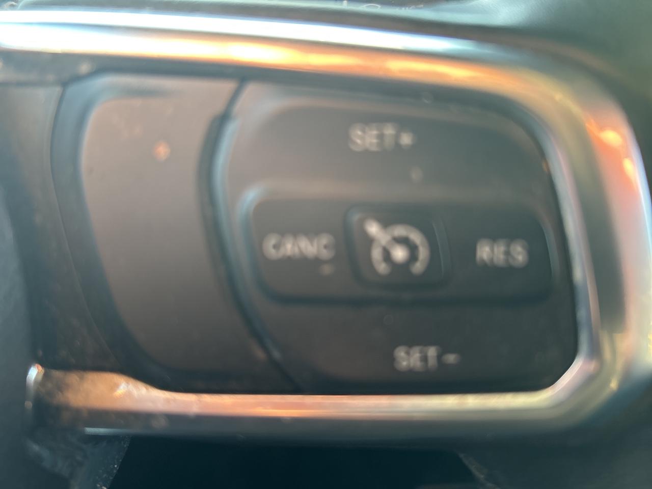 2020 Jeep WRANGLER UNLIMITED Sahara Altitude Photo