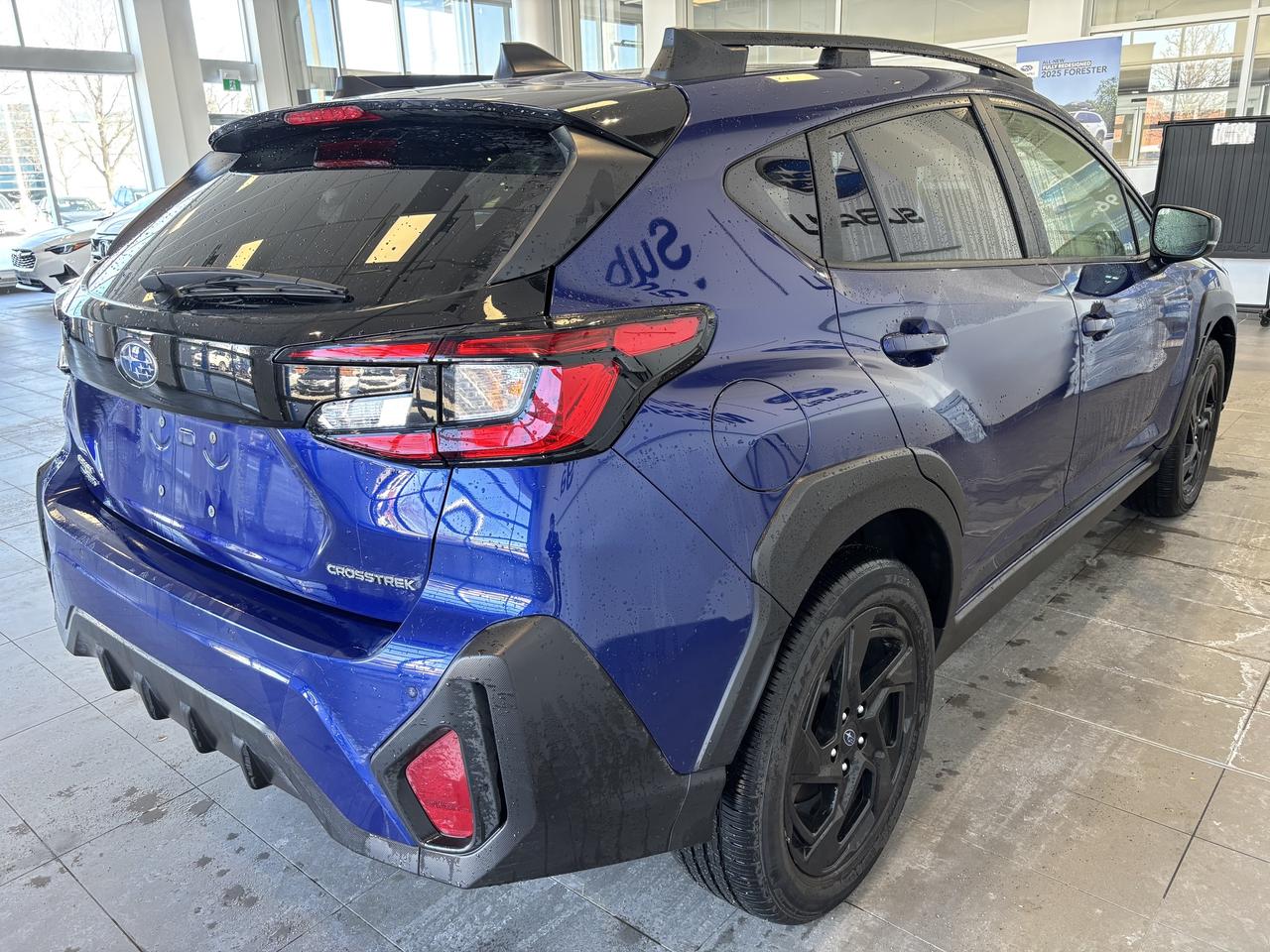 2024 Subaru Crosstrek ONYX   CLEAN CARFAX   SUNROOF   AWD   CARPLAY  CAM Photo