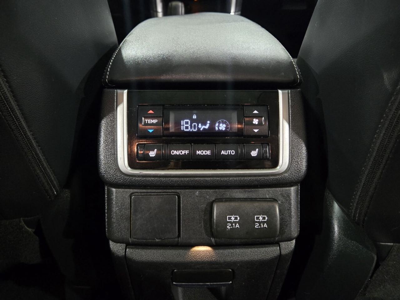 2019 Subaru ASCENT Limited w/Eyesight 7 Passenger NO ACCIDENT NAVIGAT Photo