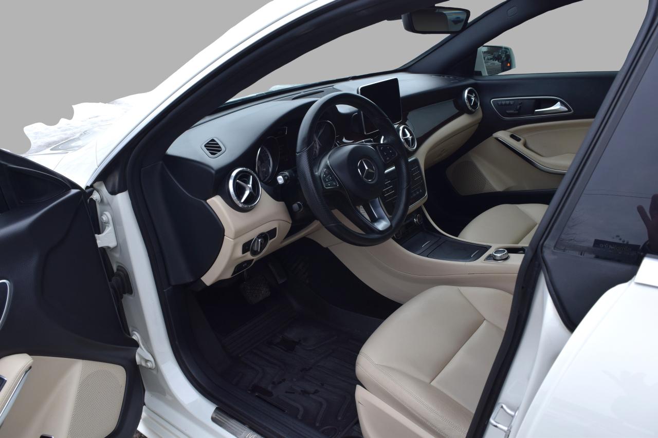 2015 Mercedes-Benz CLA-Class CLA250 4MATIC Navigation Photo
