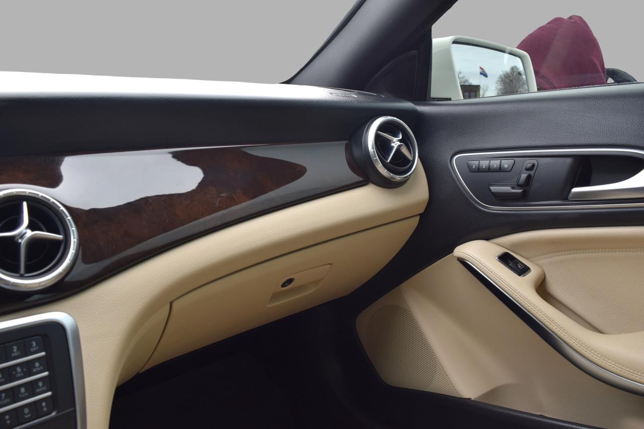 2015 Mercedes-Benz CLA-Class CLA250 4MATIC Navigation Photo
