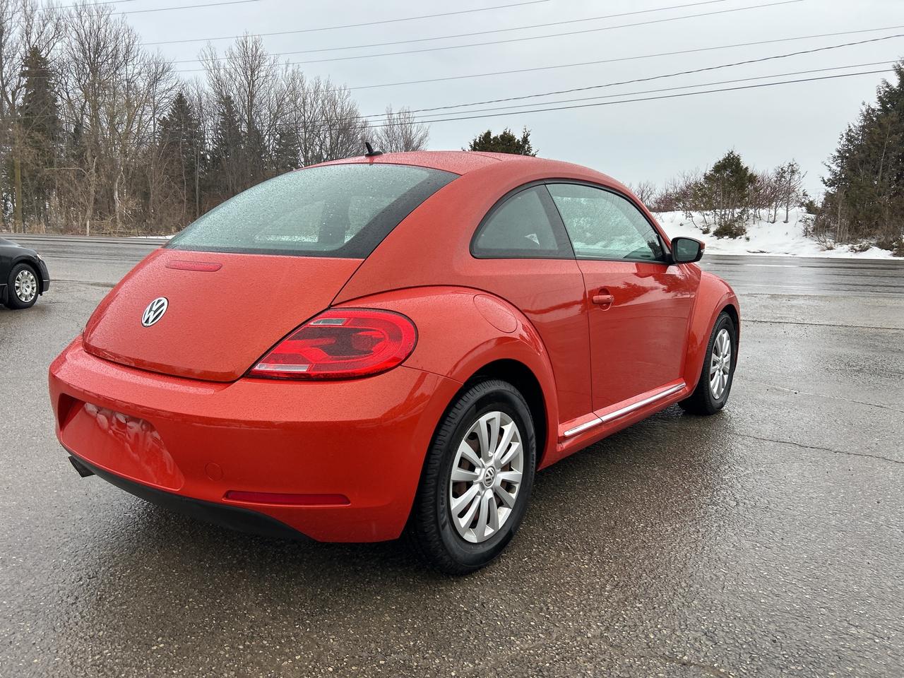 2016 Volkswagen Beetle Coupe Trendline Heated Seats, Back Up Cam Photo