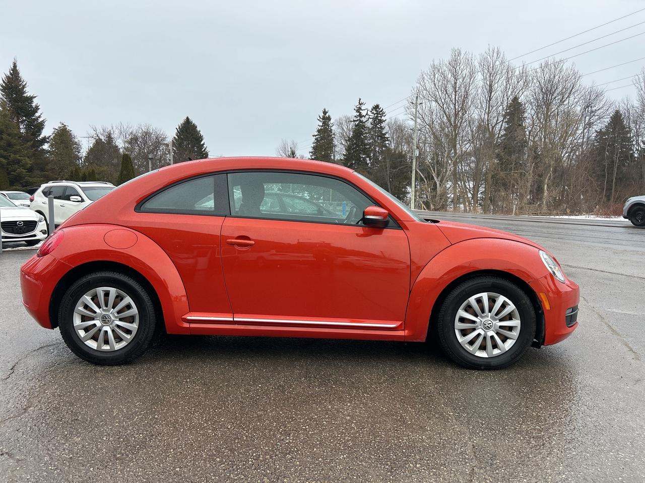 2016 Volkswagen Beetle Coupe Trendline Heated Seats, Back Up Cam Photo3