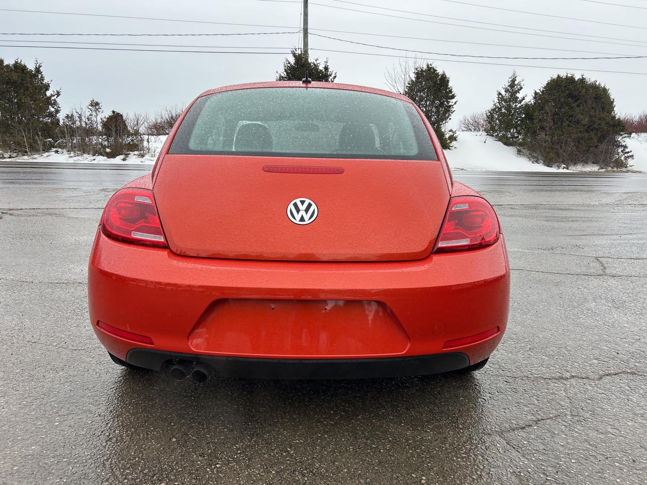 2016 Volkswagen Beetle Coupe Trendline Heated Seats, Back Up Cam Photo