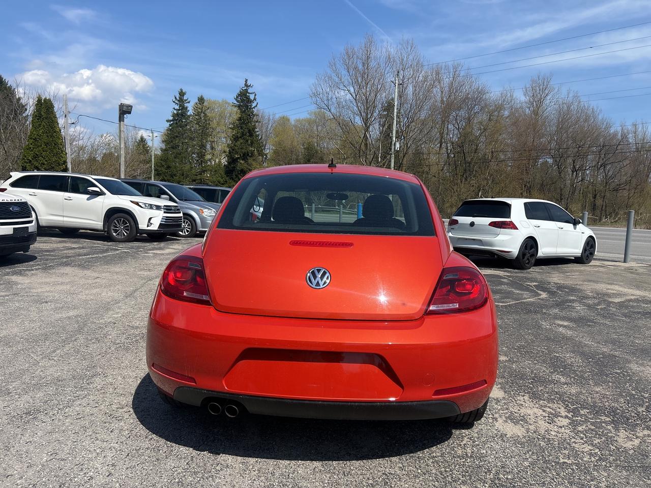 2016 Volkswagen Beetle Coupe Trendline Heated Seats, Back Up Cam Photo