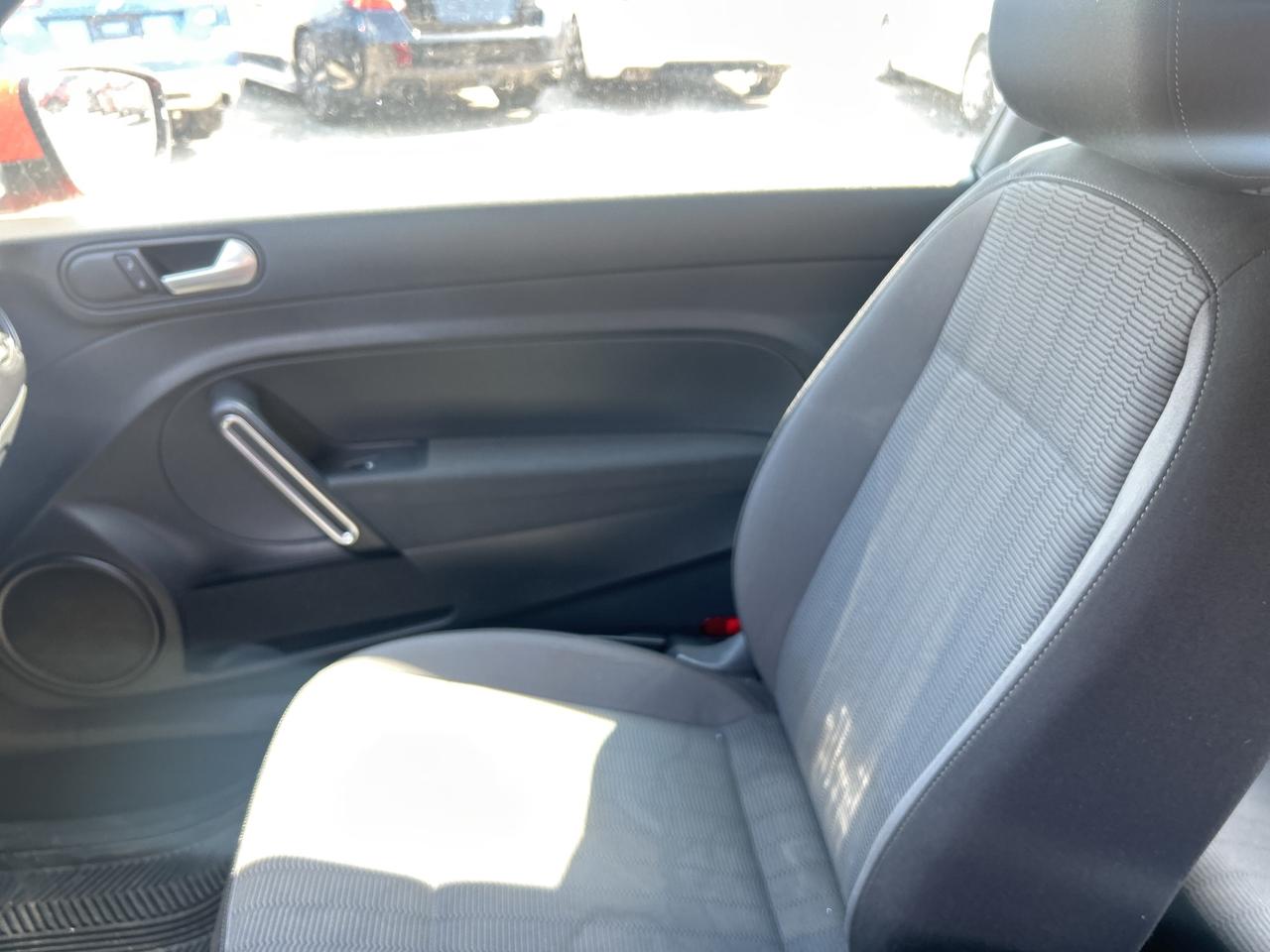 2016 Volkswagen Beetle Coupe Trendline Heated Seats, Back Up Cam Photo