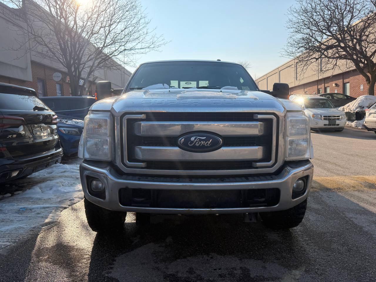 2015 Ford F-350 4WD Crew Cab 172 XL, LARIAT, LEATHER, SUNROOF Photo