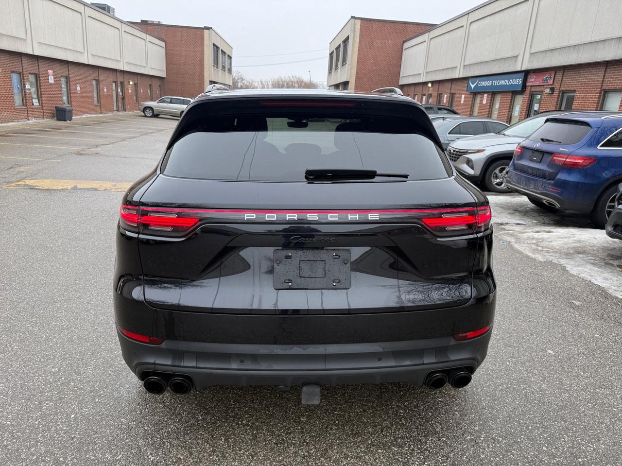 2020 Porsche Cayenne e-Hybrid AWD Photo
