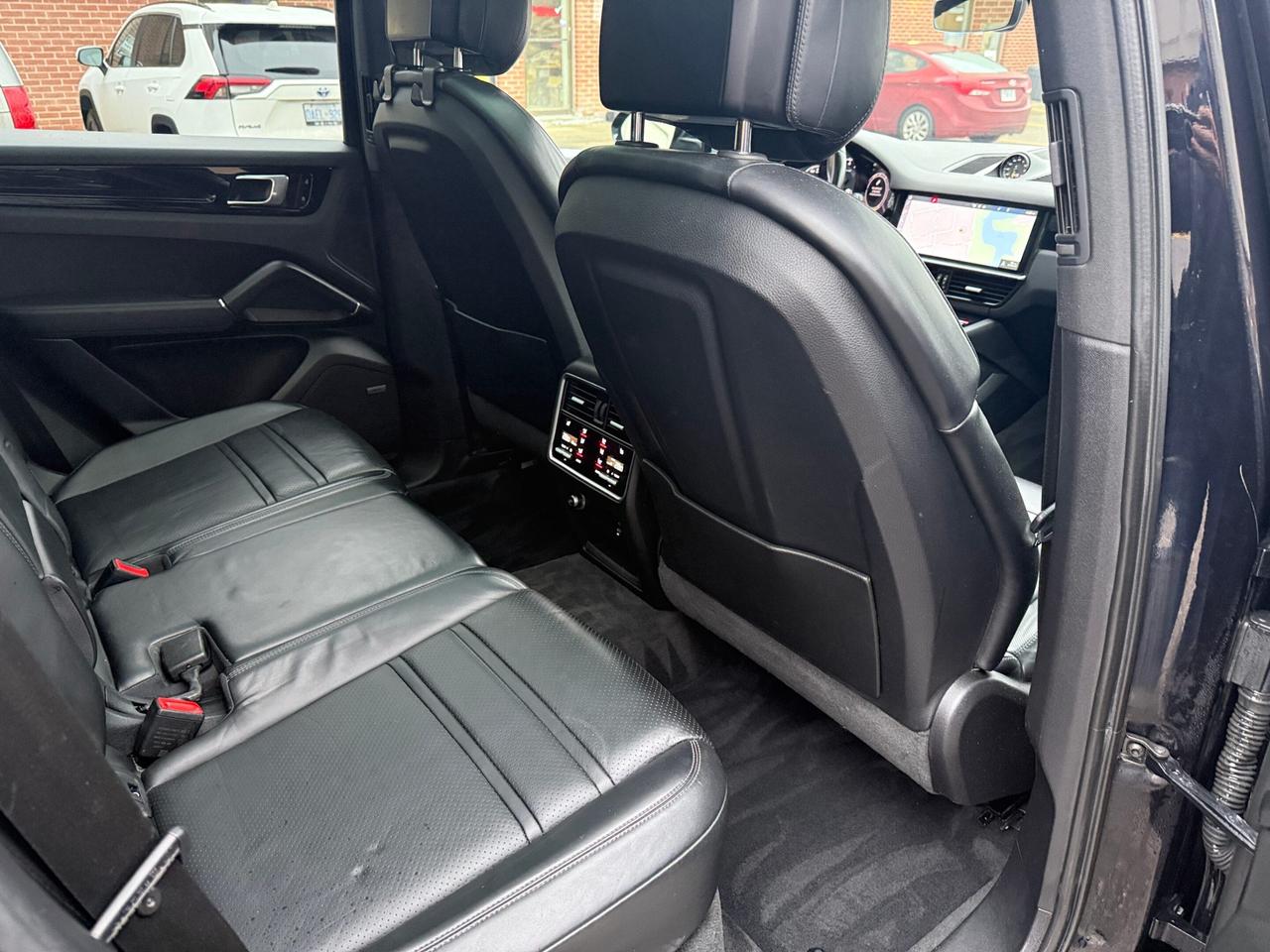 2020 Porsche Cayenne e-Hybrid AWD Photo
