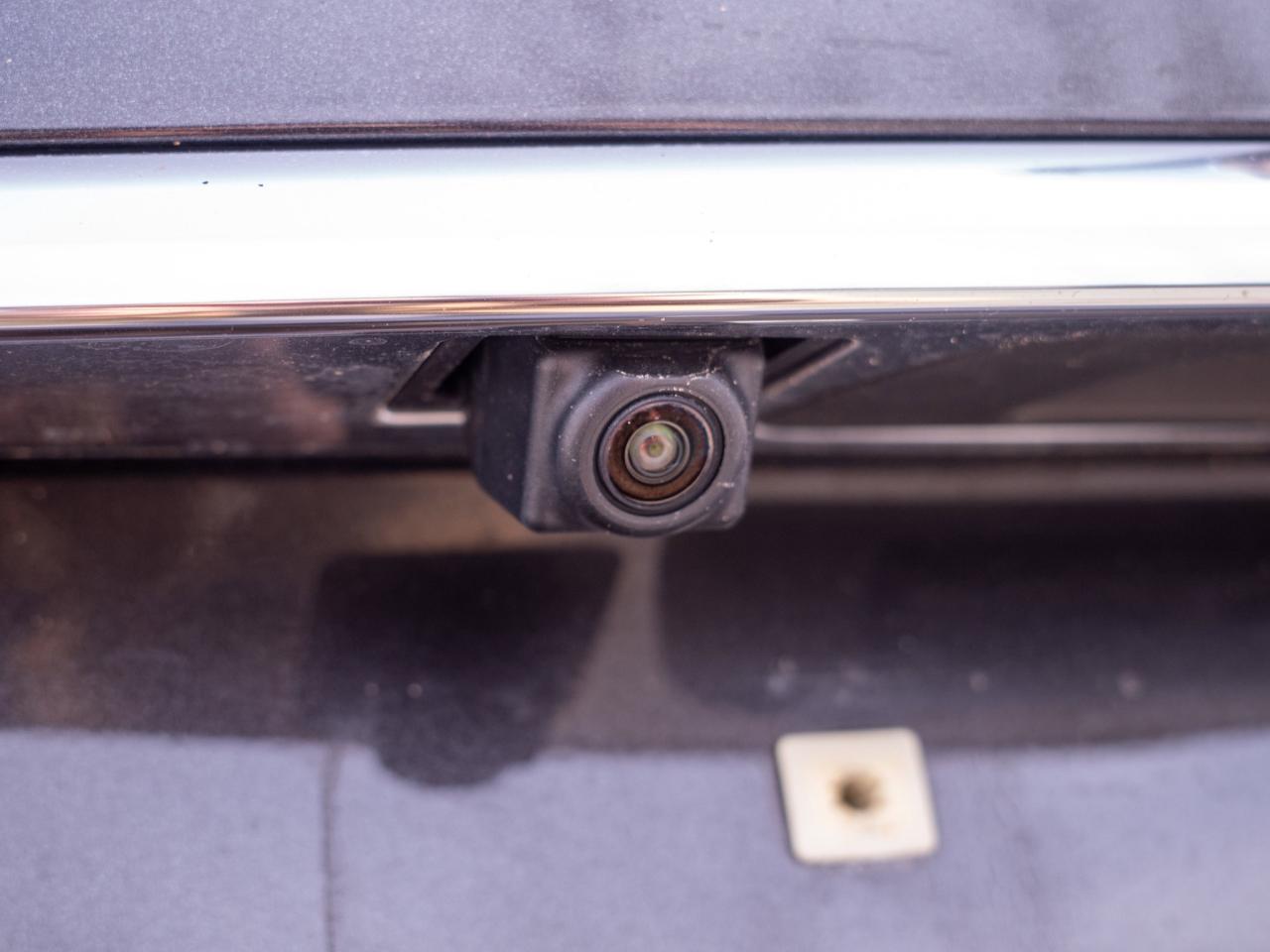 2017 Cadillac XT5 Luxury FWD - Panoramic Sunroof   Premium Sound Photo