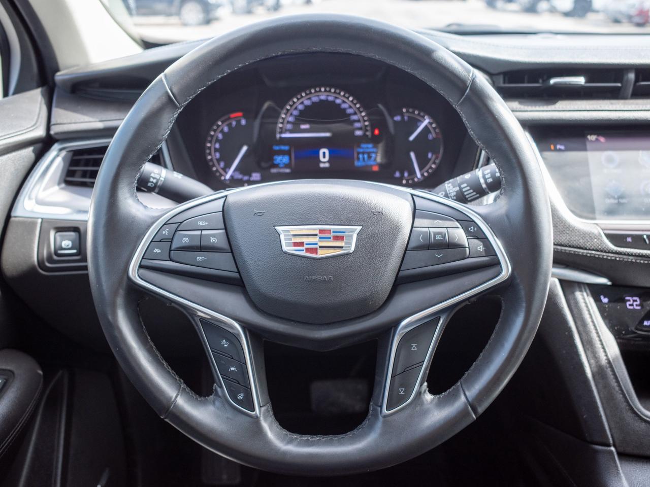 2017 Cadillac XT5 Luxury FWD - Panoramic Sunroof   Premium Sound Photo