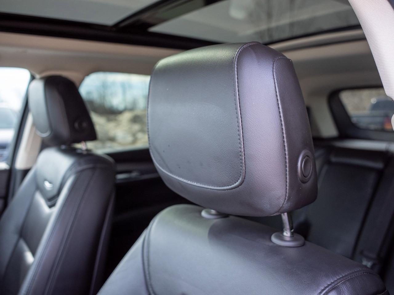 2017 Cadillac XT5 Luxury FWD - Panoramic Sunroof   Premium Sound Photo