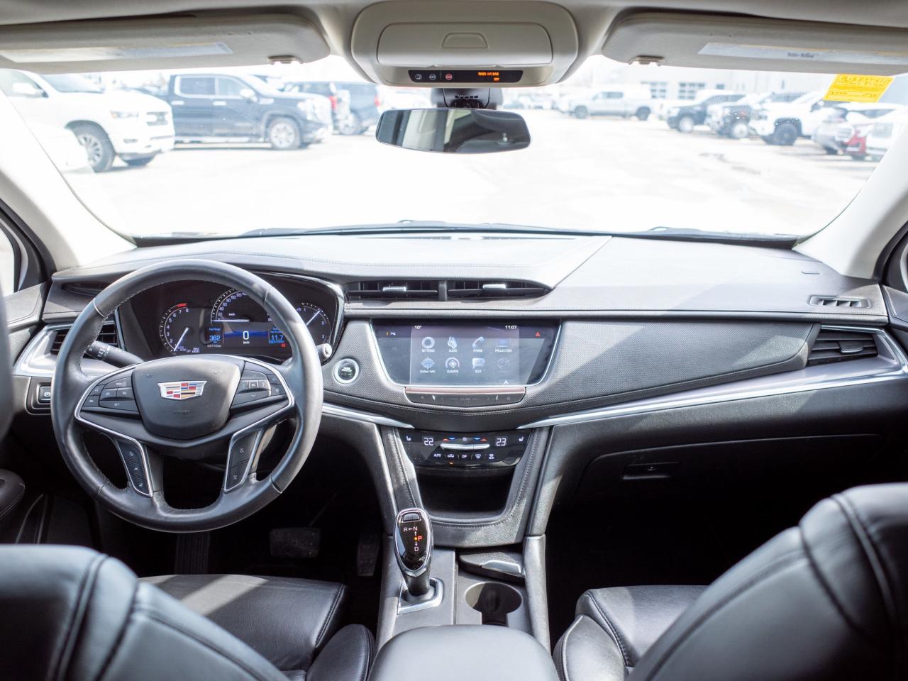 2017 Cadillac XT5 Luxury FWD - Panoramic Sunroof   Premium Sound Photo