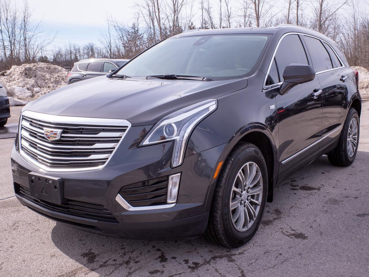 2017 Cadillac XT5 Luxury FWD - Panoramic Sunroof   Premium Sound Photo