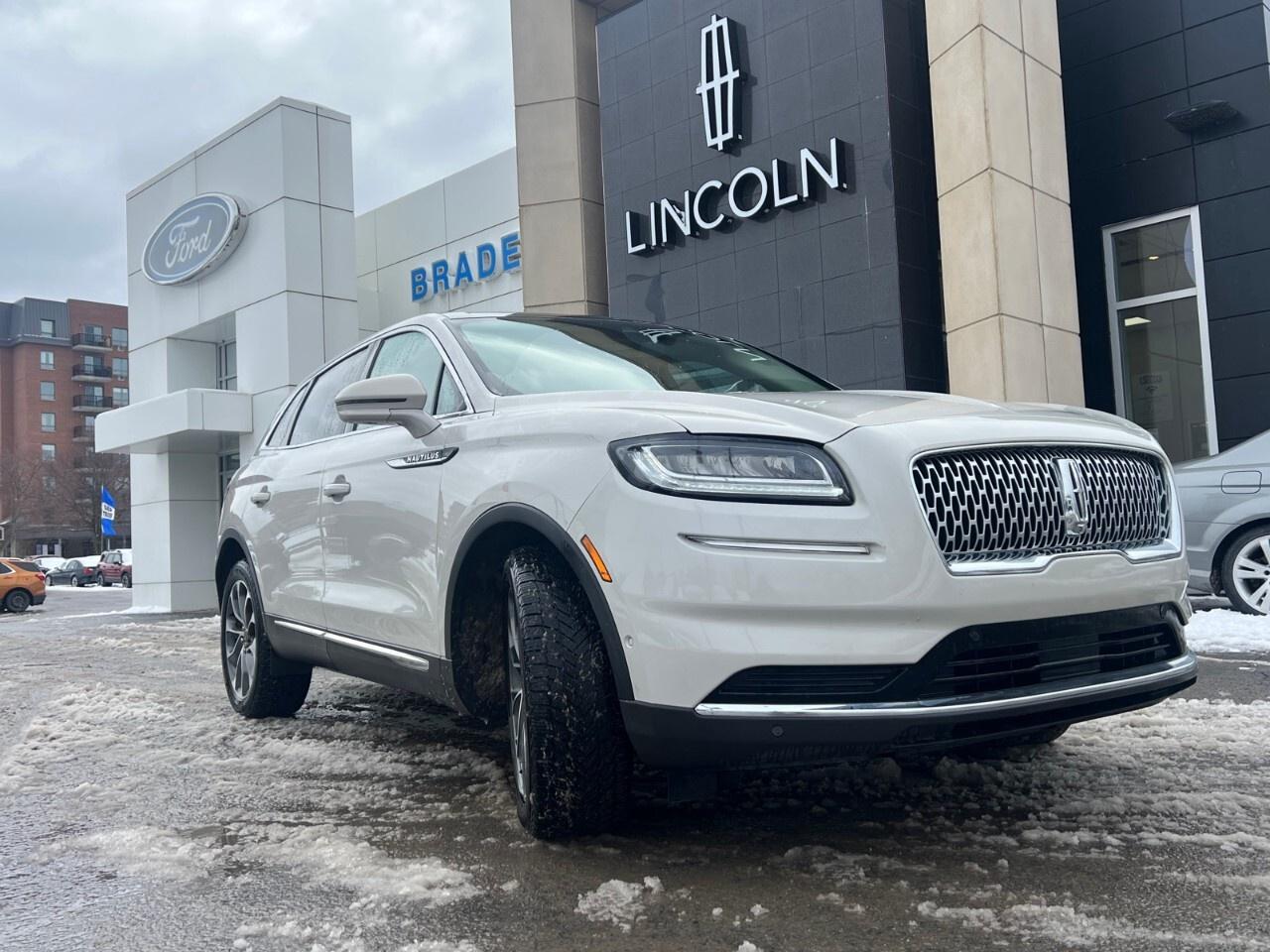 2022 Lincoln Nautilus RESERVE   AWD   TOW PKG   LUXURY PKG Photo