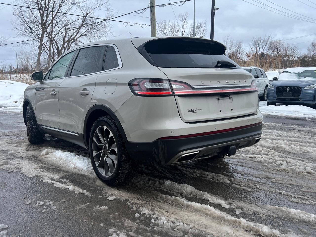 2022 Lincoln Nautilus RESERVE   AWD   TOW PKG   LUXURY PKG Photo