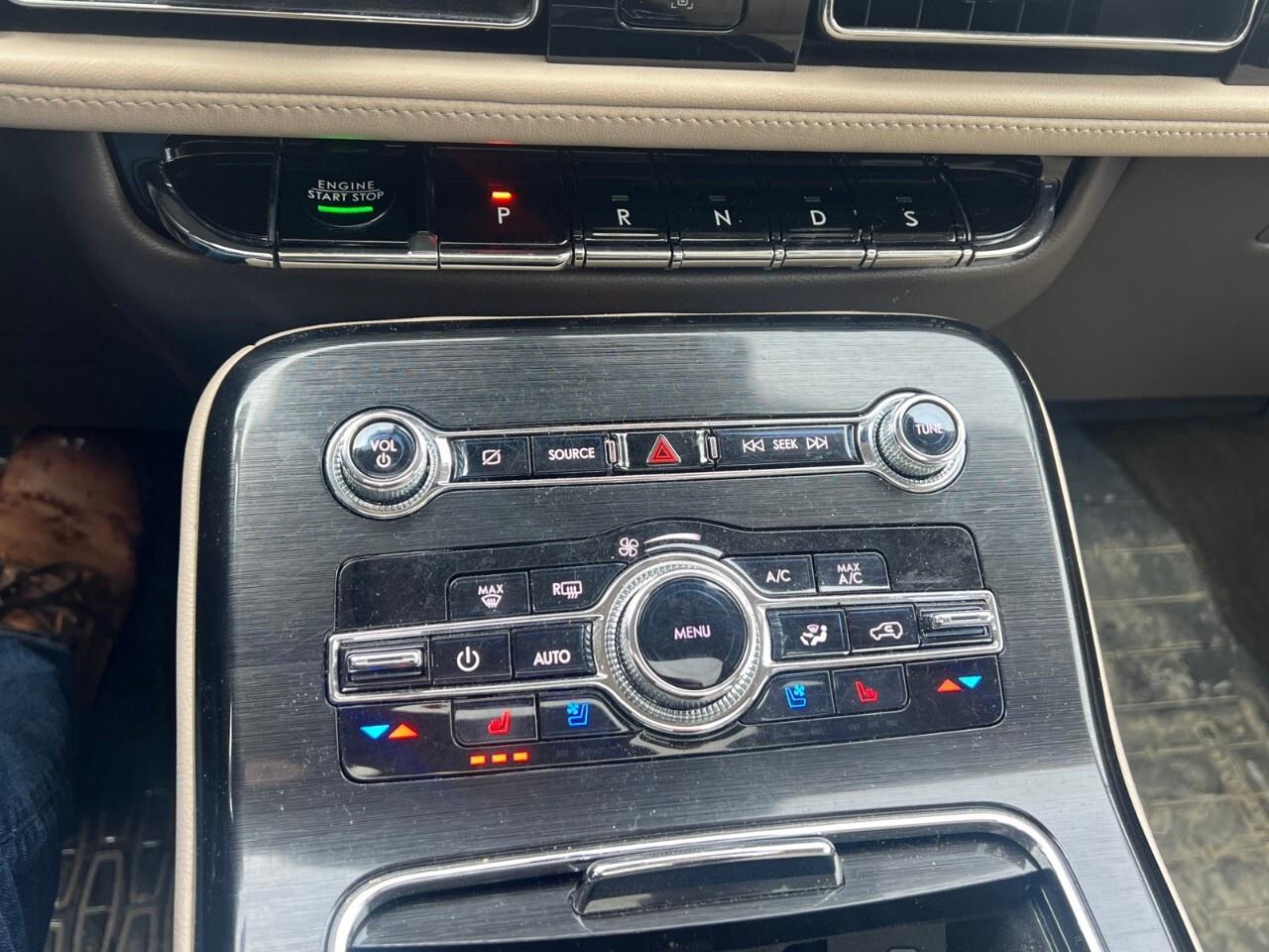 2022 Lincoln Nautilus RESERVE   AWD   TOW PKG   LUXURY PKG Photo