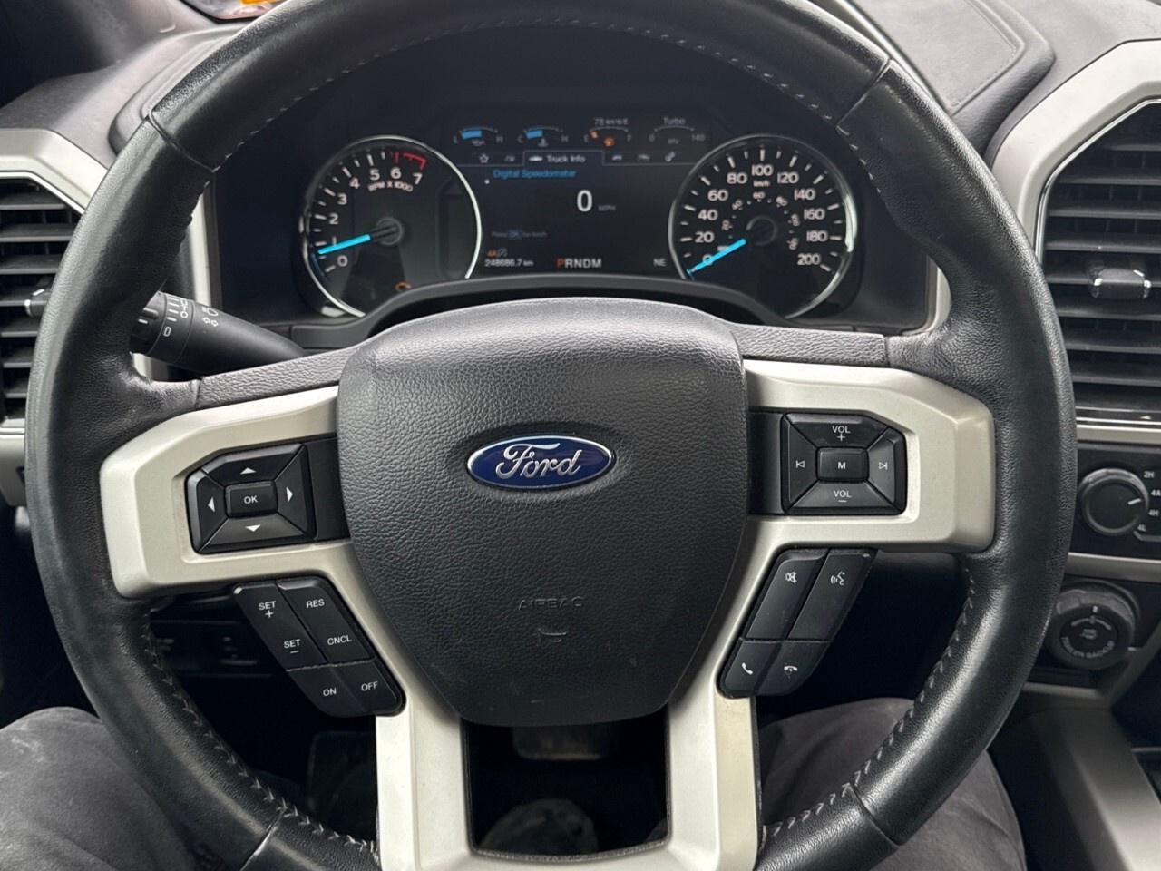 2019 Ford F-150 LARIAT   MOONROOF   4WD Photo