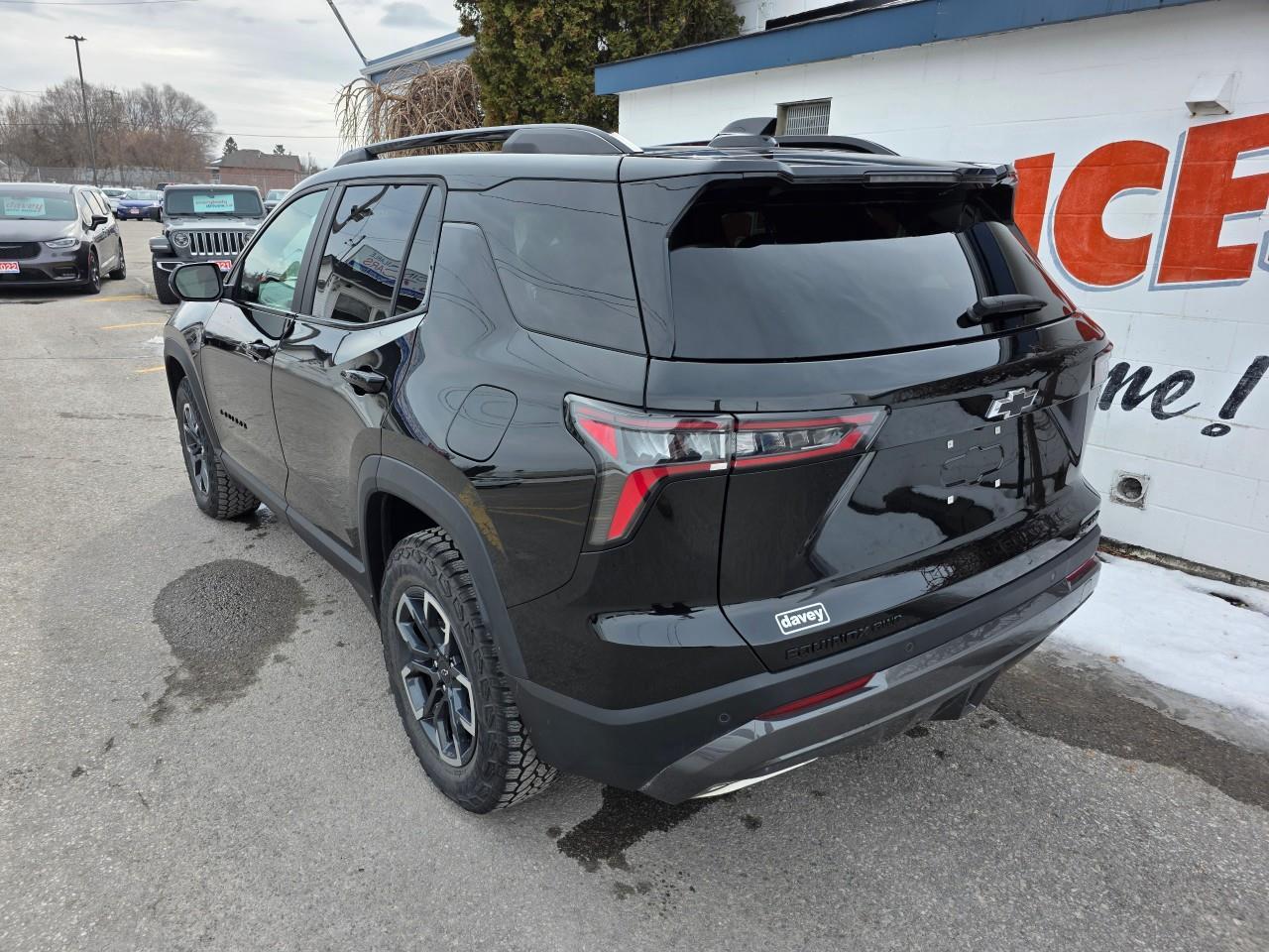 2025 Chevrolet Equinox ACTIV 4dr All-Wheel Drive Photo