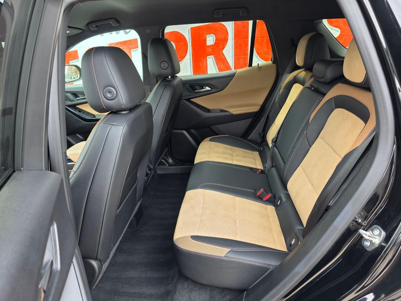 2025 Chevrolet Equinox ACTIV 4dr All-Wheel Drive Photo