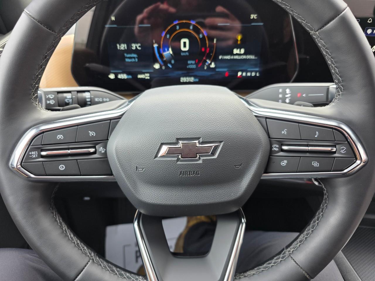 2025 Chevrolet Equinox ACTIV 4dr All-Wheel Drive Photo